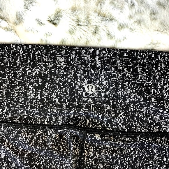 LULULEMON Wunder Under Pant (Hi-Rise) - Picture 4 of 6